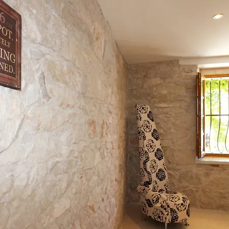 Villa Footprints Croatia Viganj